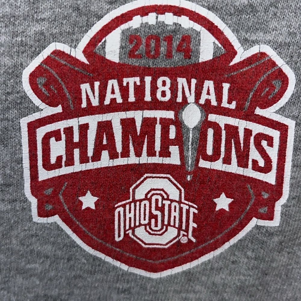 Gray worn Ohio State Buckeyes OSU 2014 Champions football t shirt S men’s 🏈 - Picture 3 of 4